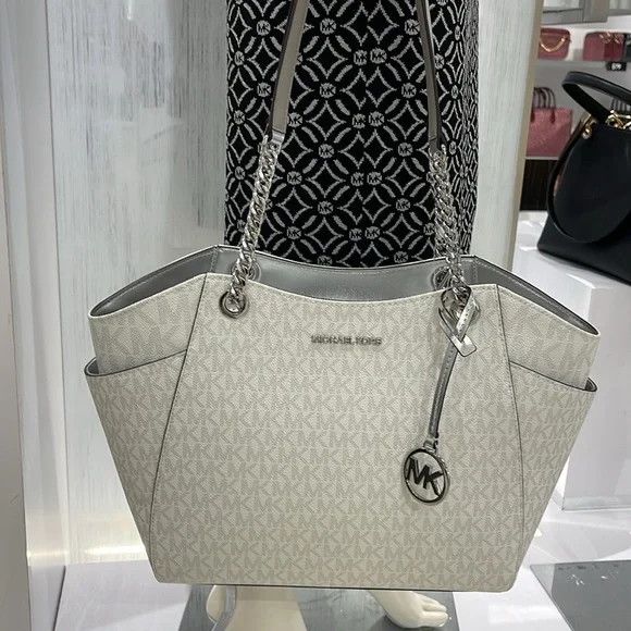 MICHAEL KORS 
Jet Set Travel Large Signature Chain Shoulder Tote Bag
Silver 
NWT - Picture 13 of 16